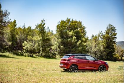 Opel Grandland Plug-in Hybrid 225Ps